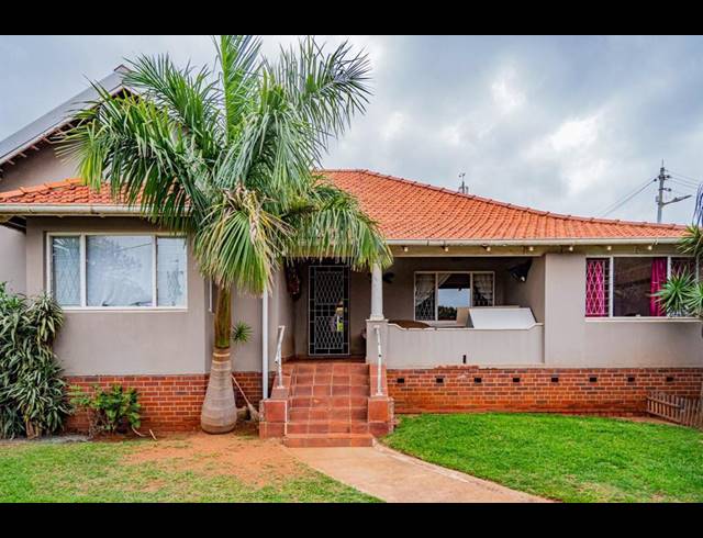 3 BEDROOM HOUSE TO LET IN GLENWOOD